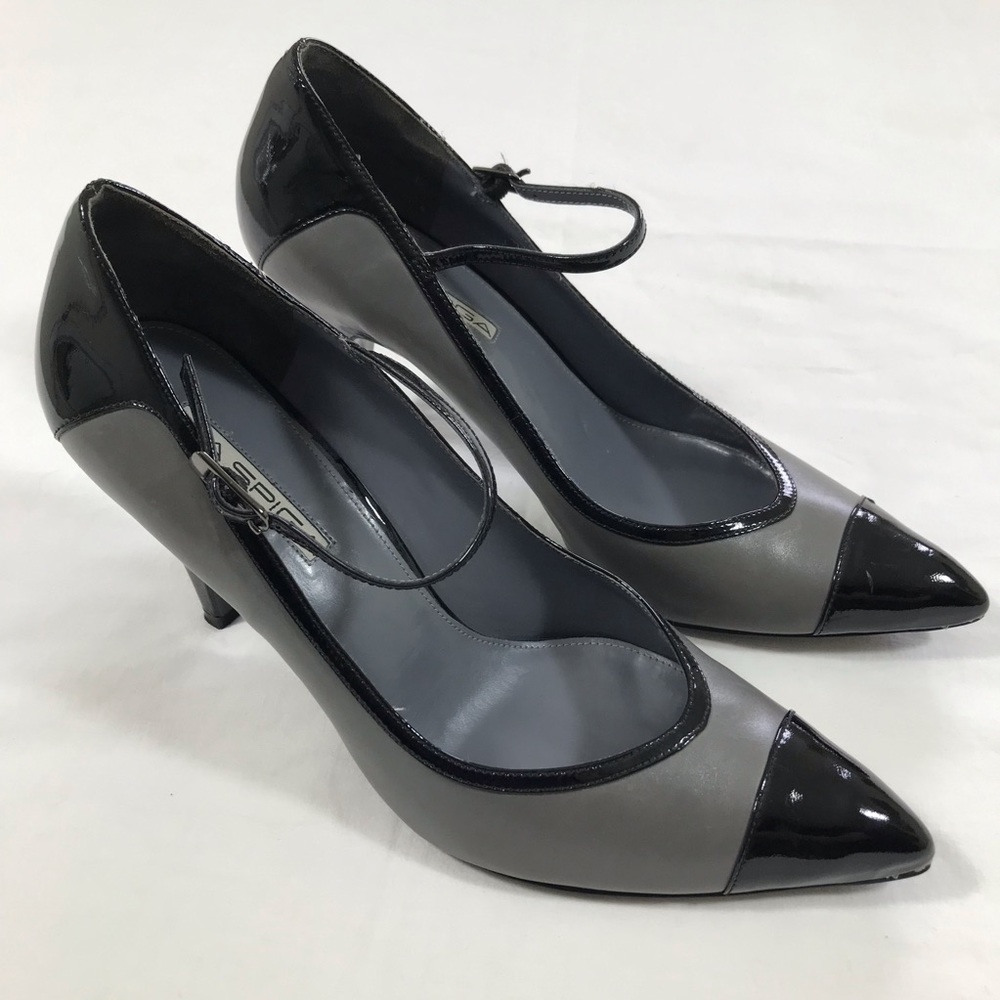 SOLD    Via Spiga Two-Toned Mary Jane Pumps 10